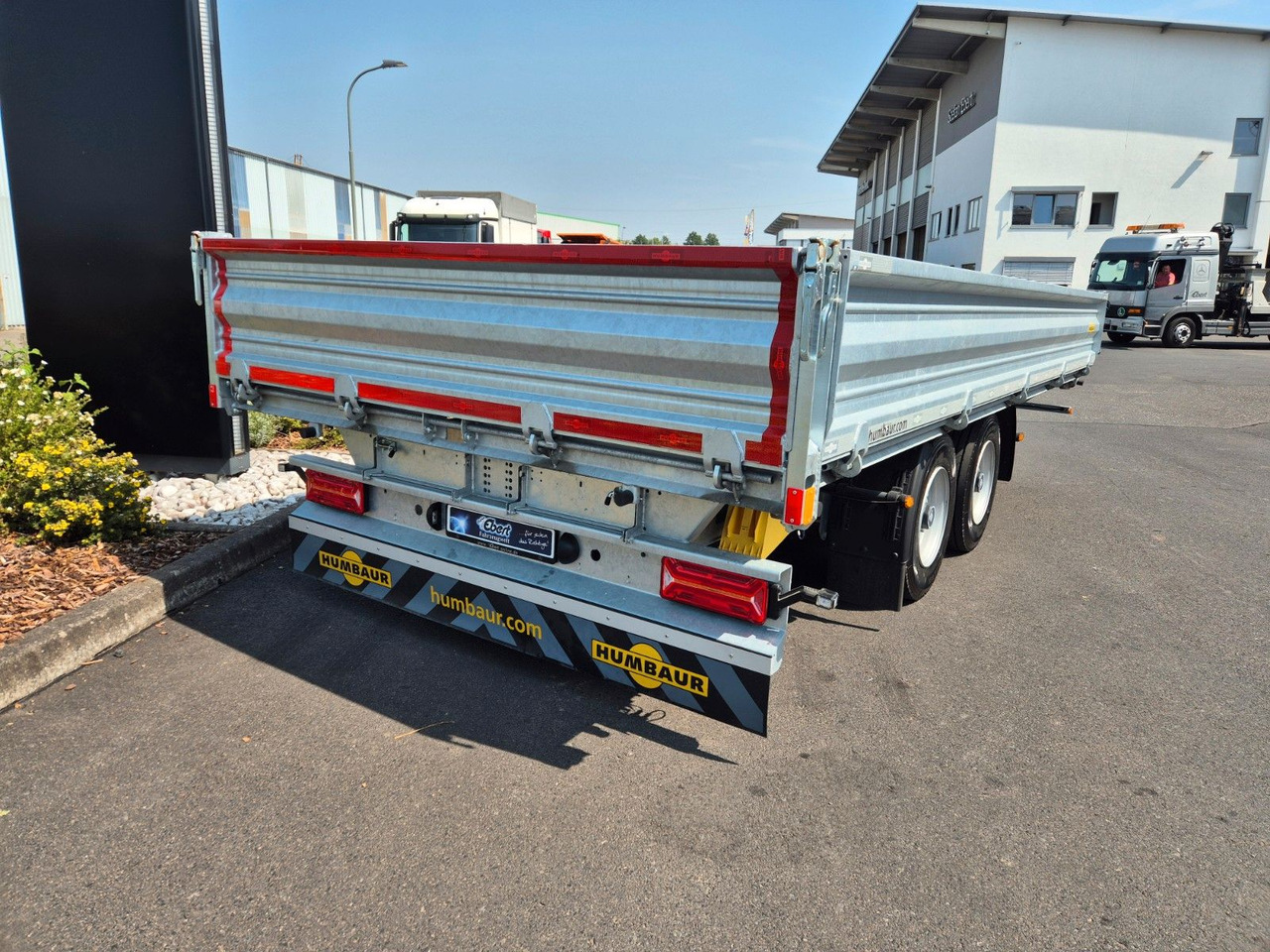 Humbaur HTK 115524 Dreiseitenkipper vollverzinkt - Prikolica istovarivača: slika 2 Humbaur HTK 115524 Dreiseitenkipper vollverzinkt - Prikolica istovarivača: slika 2