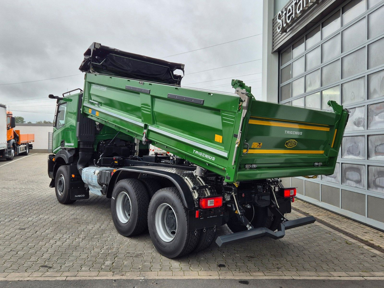 Istovarivač Iveco AT300X54Z HR OFF Bordmatik AHK Intarder: slika 10 Istovarivač Iveco AT300X54Z HR OFF Bordmatik AHK Intarder: slika 10