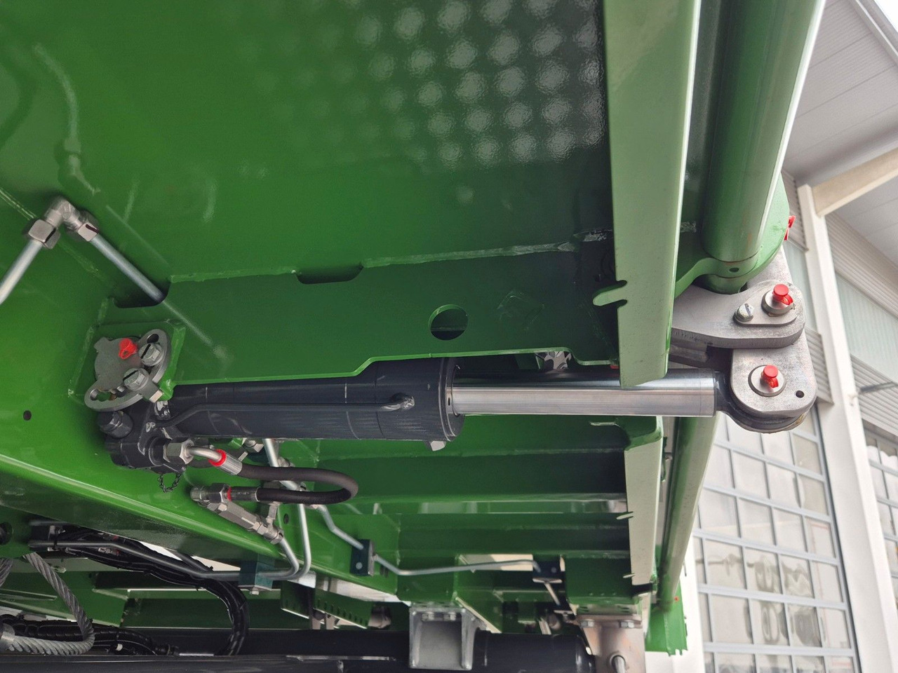 Istovarivač Iveco AT300X54Z HR OFF Bordmatik AHK Intarder: slika 11 Istovarivač Iveco AT300X54Z HR OFF Bordmatik AHK Intarder: slika 11