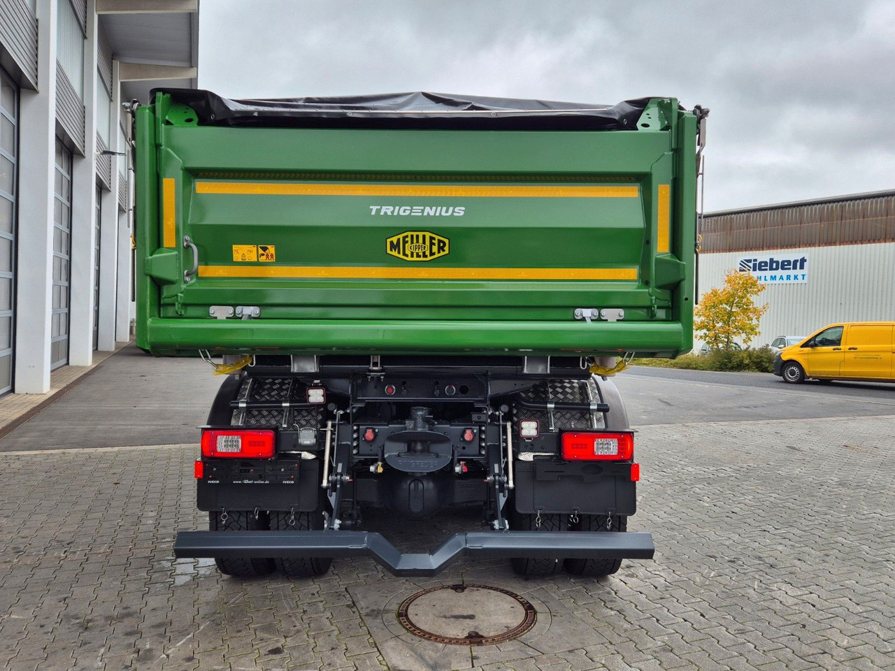 Istovarivač Iveco AT300X54Z HR OFF Bordmatik AHK Intarder: slika 8 Istovarivač Iveco AT300X54Z HR OFF Bordmatik AHK Intarder: slika 8