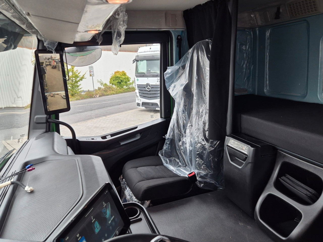 Istovarivač Iveco AT300X54Z HR OFF Bordmatik AHK Intarder: slika 22 Istovarivač Iveco AT300X54Z HR OFF Bordmatik AHK Intarder: slika 22