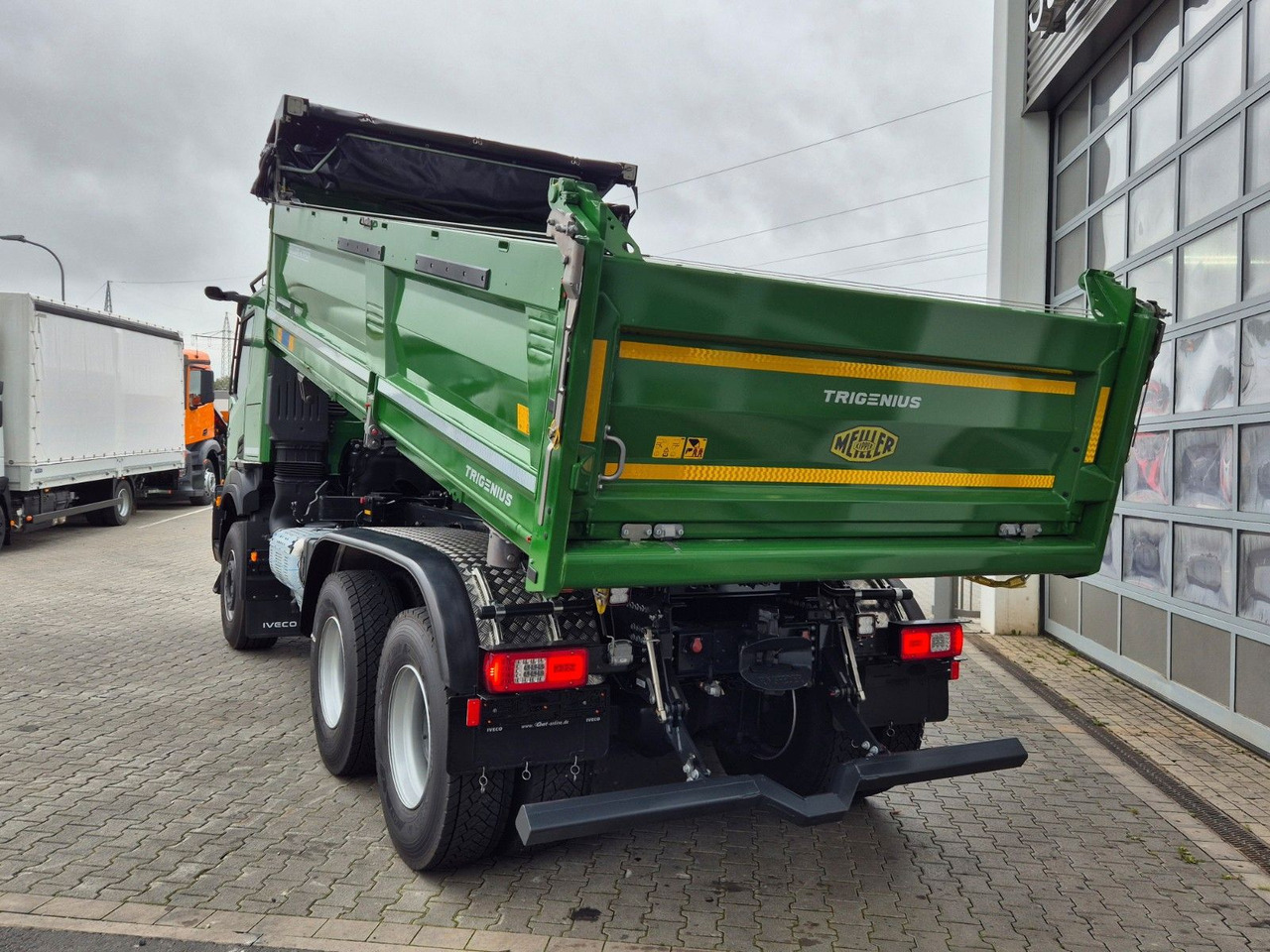 Istovarivač Iveco AT300X54Z HR OFF Bordmatik AHK Intarder: slika 29 Istovarivač Iveco AT300X54Z HR OFF Bordmatik AHK Intarder: slika 29