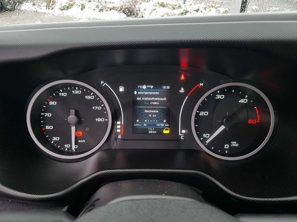 Furgon Iveco Daily 35 S16 A8 V *Klima*Automatik*L4.100mm* Iveco Daily 35 S16 A8 V *Klima*Automatik*L4.100mm*: slika 11