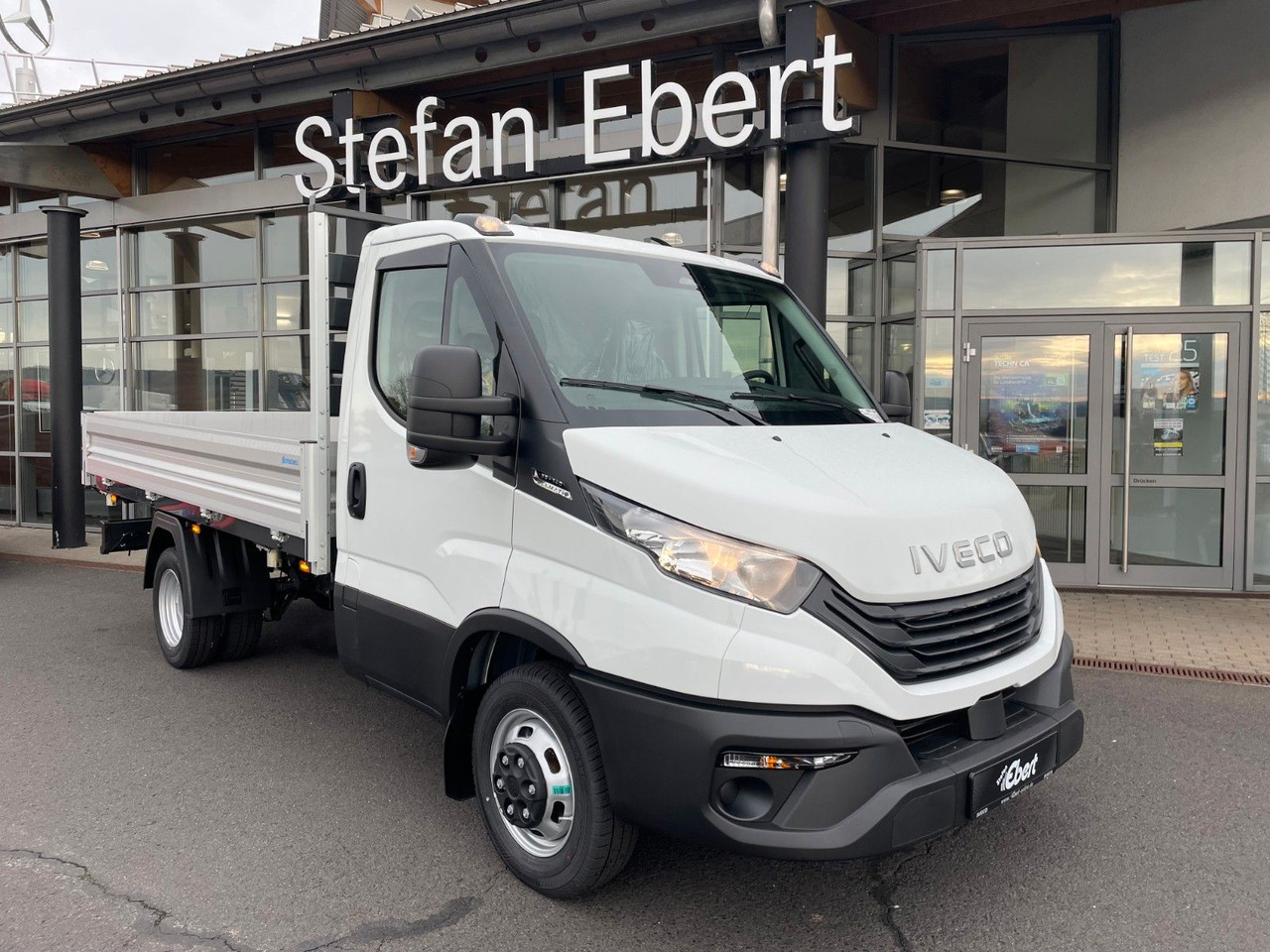 Iveco Daily 35C14 A8 *R3.450mm*Automatik* 7x vorhanden - Dostavno vozilo kiper: slika 2 Iveco Daily 35C14 A8 *R3.450mm*Automatik* 7x vorhanden - Dostavno vozilo kiper: slika 2