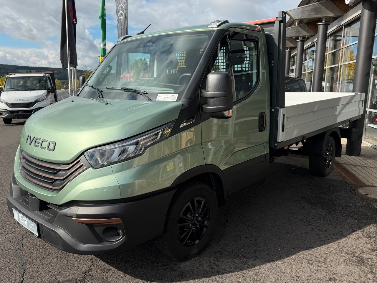 Iveco Daily 35S14 A8 Pritsche *R.3450mm*AHK*Automatik - Dostavno vozilo s ravnom platformom: slika 3 Iveco Daily 35S14 A8 Pritsche *R.3450mm*AHK*Automatik - Dostavno vozilo s ravnom platformom: slika 3