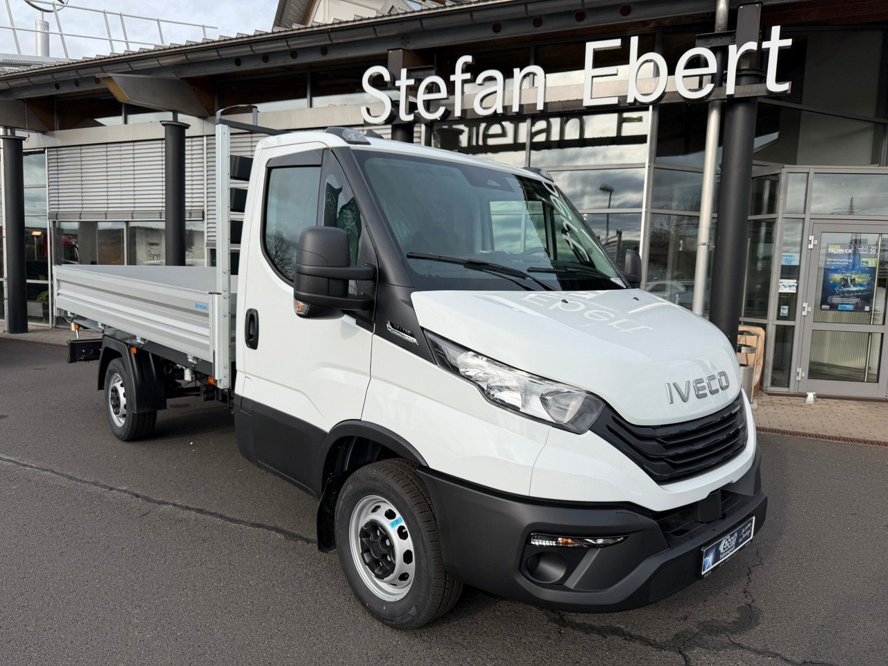 Iveco Daily 35S14 A8*R3.450mm*Automatik*Kamera*2Sitze* - Dostavno vozilo kiper: slika 1 Iveco Daily 35S14 A8*R3.450mm*Automatik*Kamera*2Sitze* - Dostavno vozilo kiper: slika 1