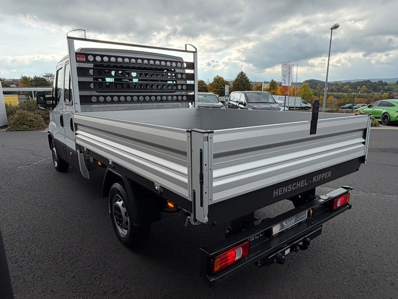 Iveco Daily 35S16 A8 *R.3450mm*Automatik*AHK*7-Sitze* - Dostavno vozilo kiper, Dostavno vozilo sa duplom kabinom: slika 4 Iveco Daily 35S16 A8 *R.3450mm*Automatik*AHK*7-Sitze* - Dostavno vozilo kiper, Dostavno vozilo sa duplom kabinom: slika 4