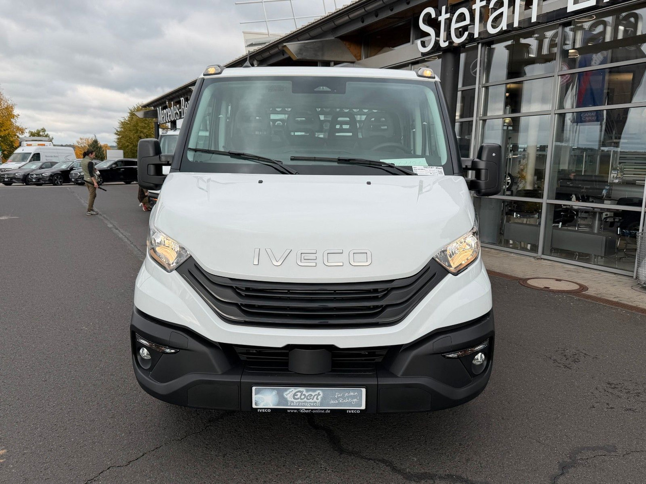 Iveco Daily 35S16 A8 *R.3450mm*Automatik*AHK*7-Sitze* - Dostavno vozilo kiper, Dostavno vozilo sa duplom kabinom: slika 2 Iveco Daily 35S16 A8 *R.3450mm*Automatik*AHK*7-Sitze* - Dostavno vozilo kiper, Dostavno vozilo sa duplom kabinom: slika 2