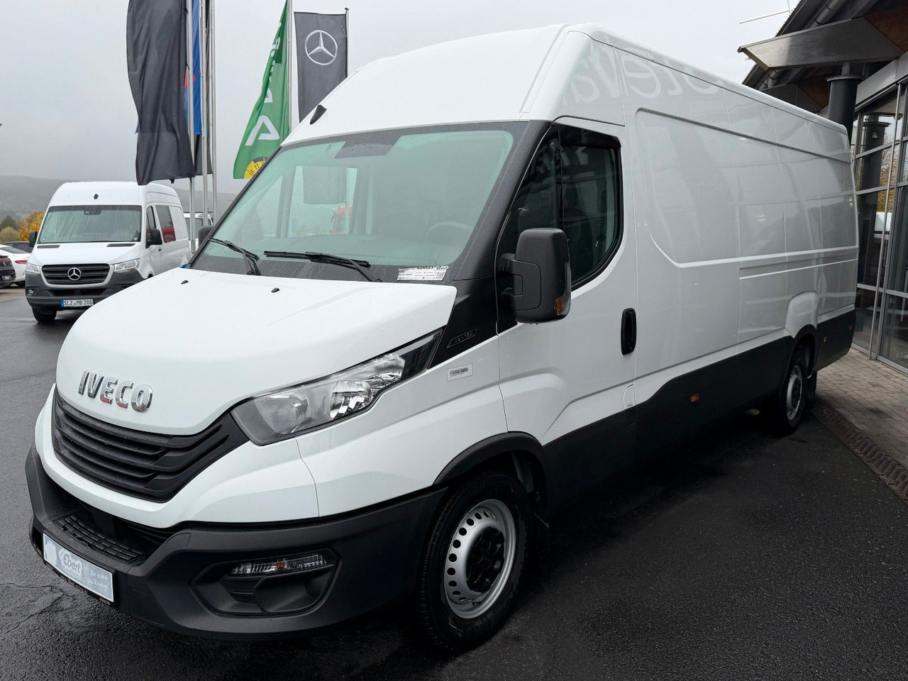 Iveco Daily 35S16 V *Klima*R4.100mm* - Furgon: slika 3 Iveco Daily 35S16 V *Klima*R4.100mm* - Furgon: slika 3