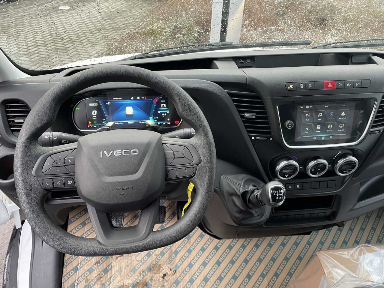 Furgon Iveco Daily 35S16V *Klima*R4.100mm*: slika 11