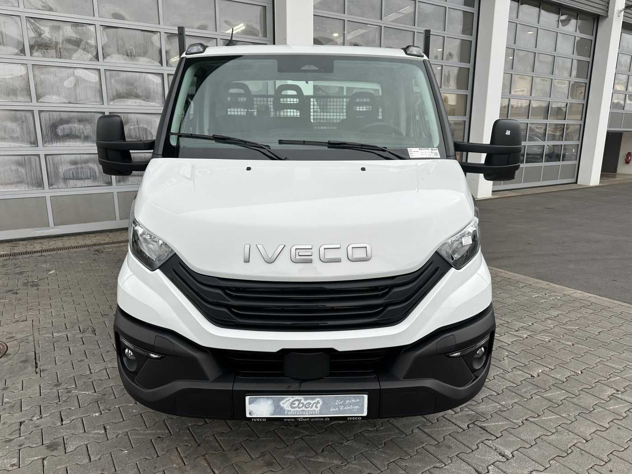Iveco Daily 70C18H 3-S.-Kipper *R3.750mm*2xAHK* 4x - Dostavno vozilo kiper: slika 2 Iveco Daily 70C18H 3-S.-Kipper *R3.750mm*2xAHK* 4x - Dostavno vozilo kiper: slika 2