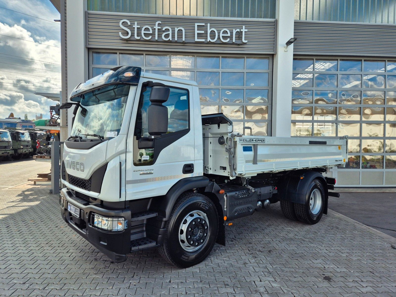 Iveco Eurocargo ML180E32K 4x2 Meiller AHK - Istovarivač: slika 2 Iveco Eurocargo ML180E32K 4x2 Meiller AHK - Istovarivač: slika 2