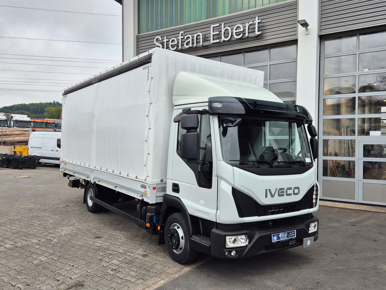 Iveco Eurocargo ML75E19/P LBW Spoiler Klima 3 Sitze - Dostavno vozilo sa ceradom: slika 2 Iveco Eurocargo ML75E19/P LBW Spoiler Klima 3 Sitze - Dostavno vozilo sa ceradom: slika 2