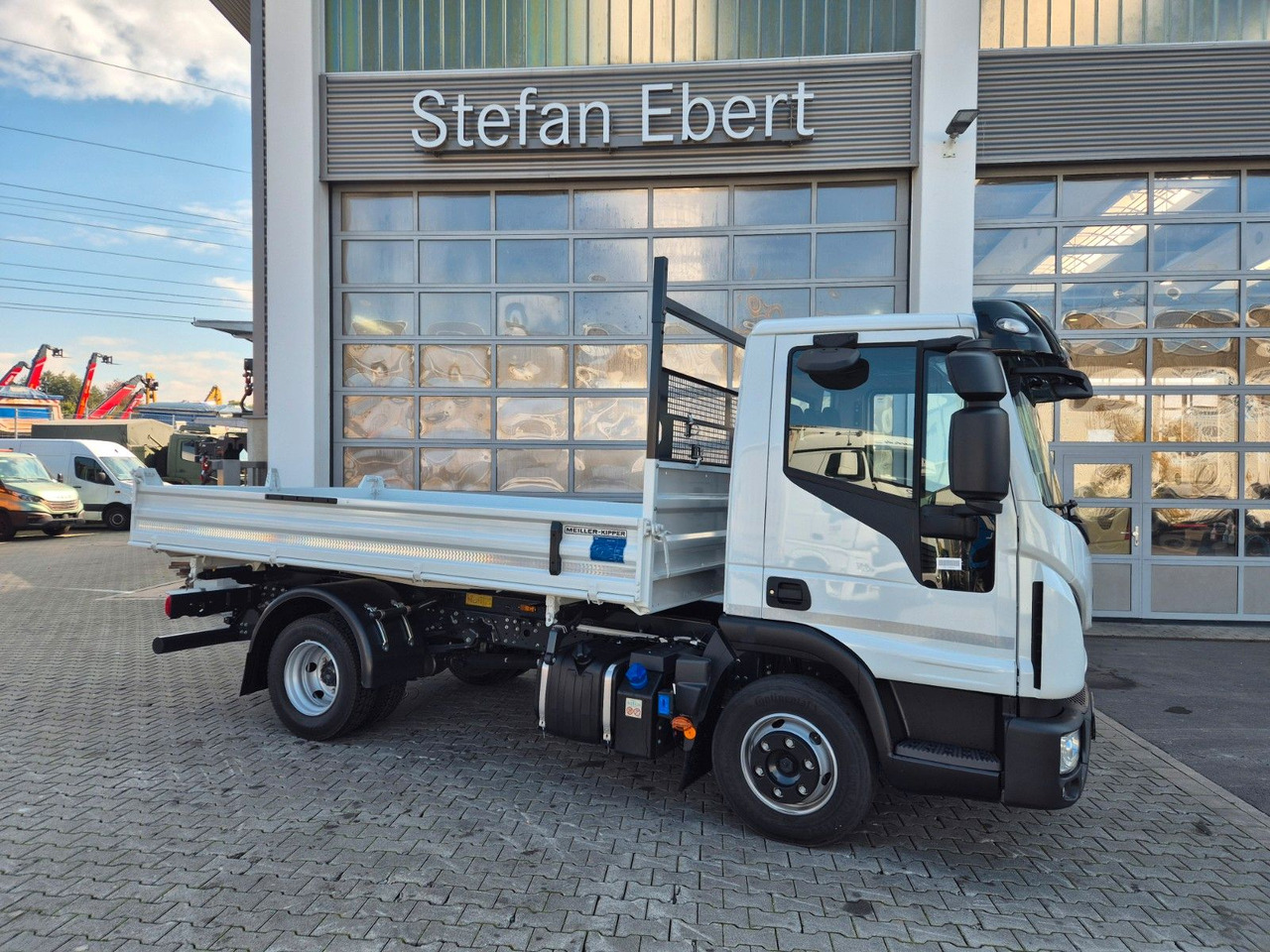 Iveco Eurocargo ML80E21 Meiller 2x AHK 3 Sitze Klima - Dostavno vozilo kiper: slika 4 Iveco Eurocargo ML80E21 Meiller 2x AHK 3 Sitze Klima - Dostavno vozilo kiper: slika 4