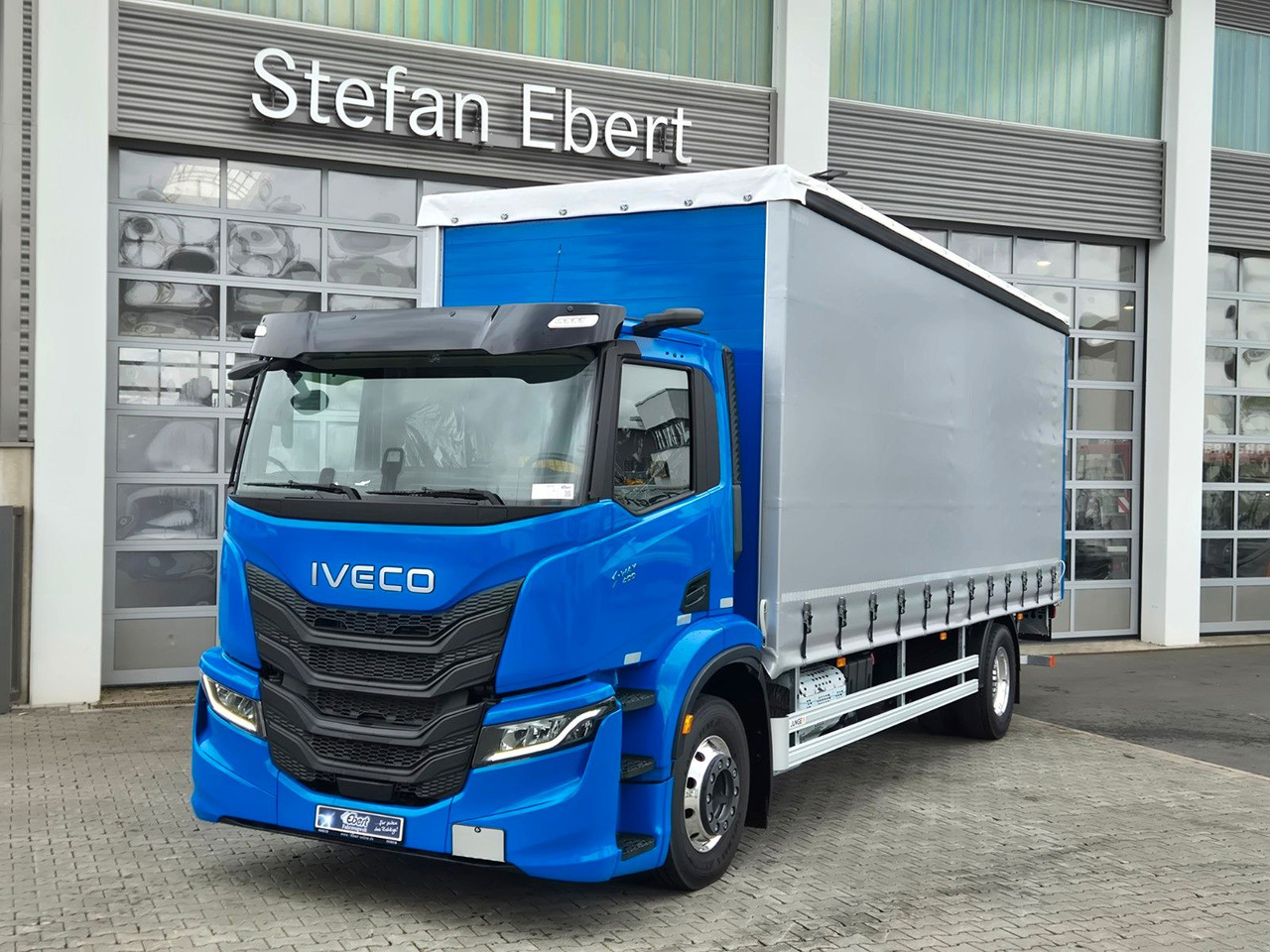 Iveco S-Way AD190S40/P Curtainsider *MirrorCam*LBW* - Kamion sa ceradom: slika 2 Iveco S-Way AD190S40/P Curtainsider *MirrorCam*LBW* - Kamion sa ceradom: slika 2