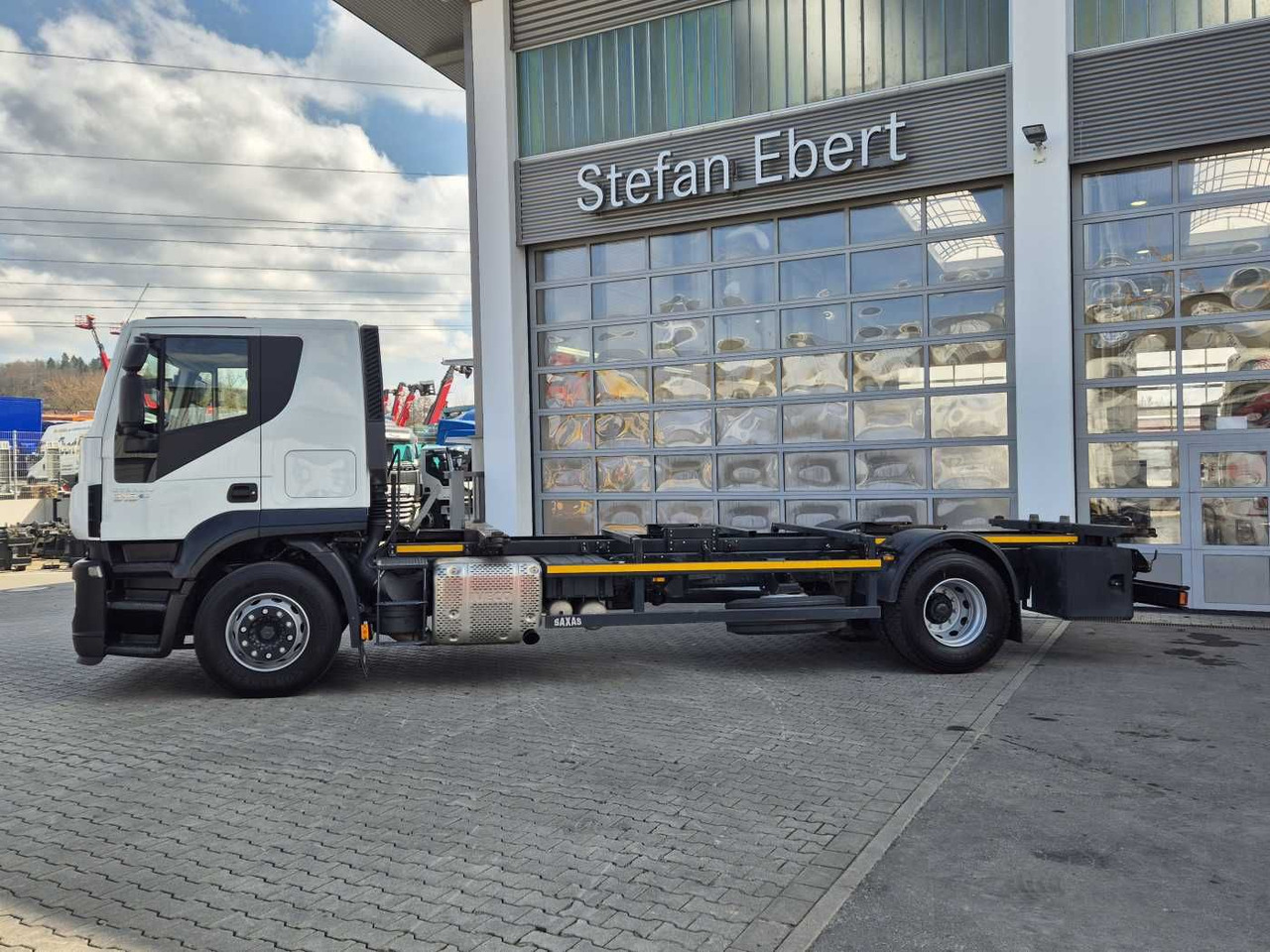 Iveco Stralis AT190S31/P BDF Klima Standh. AHK Bett - Kamion za prevoz kontejnera/ Kamion sa promenjivim sandukom: slika 5 Iveco Stralis AT190S31/P BDF Klima Standh. AHK Bett - Kamion za prevoz kontejnera/ Kamion sa promenjivim sandukom: slika 5