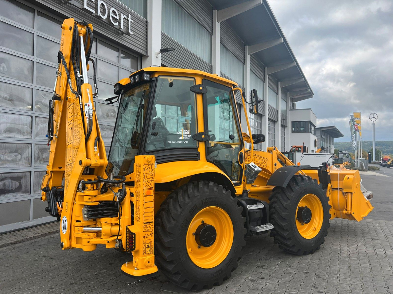 JCB 4CX / Klappschaufel / Dual Drive / Sonderedition - Bager utovarivač: slika 3 JCB 4CX / Klappschaufel / Dual Drive / Sonderedition - Bager utovarivač: slika 3
