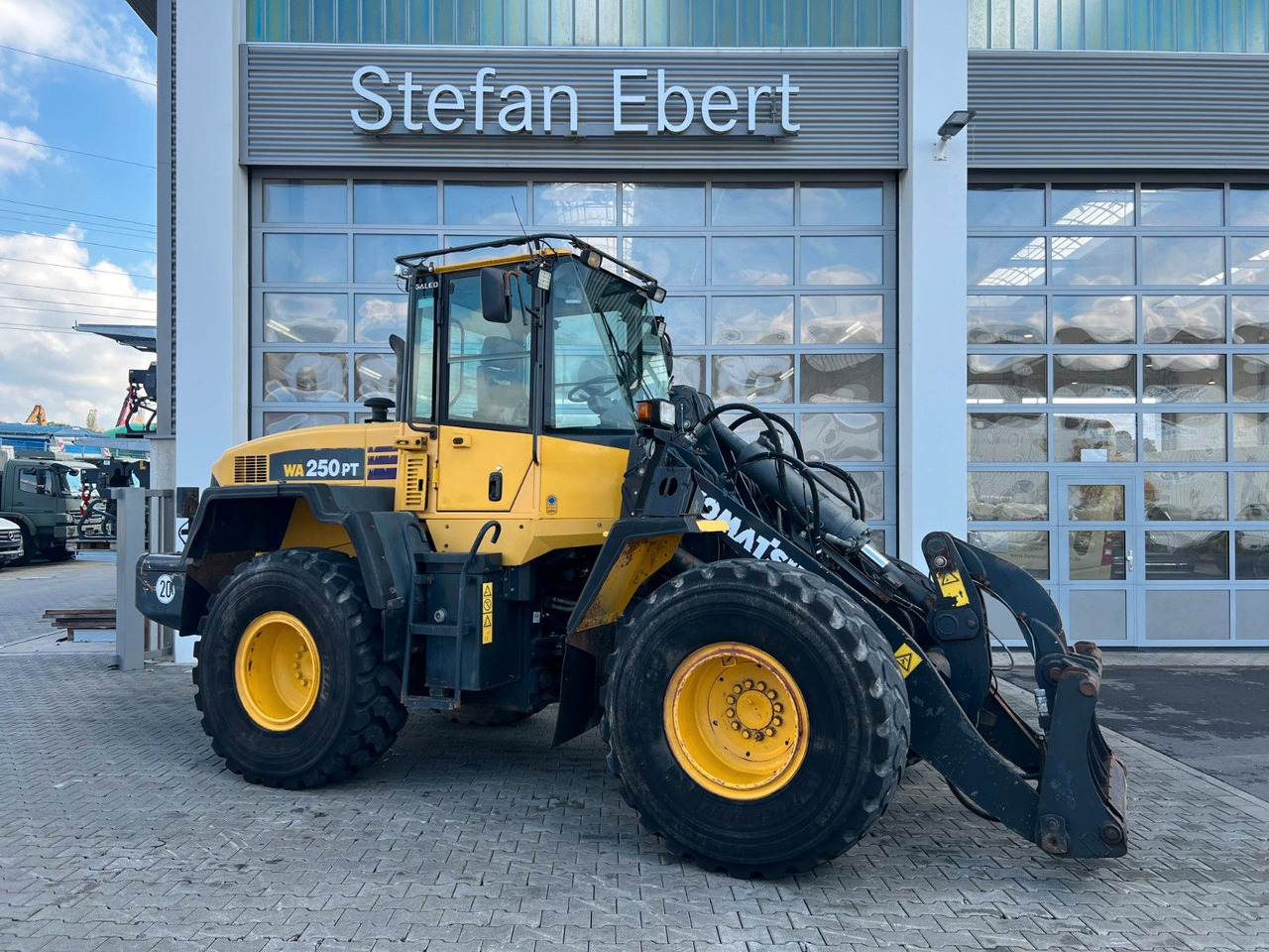 Komatsu WA 250 PT - 5H / 12.390h / - Utovarivač točkaš: slika 1 Komatsu WA 250 PT - 5H / 12.390h / - Utovarivač točkaš: slika 1