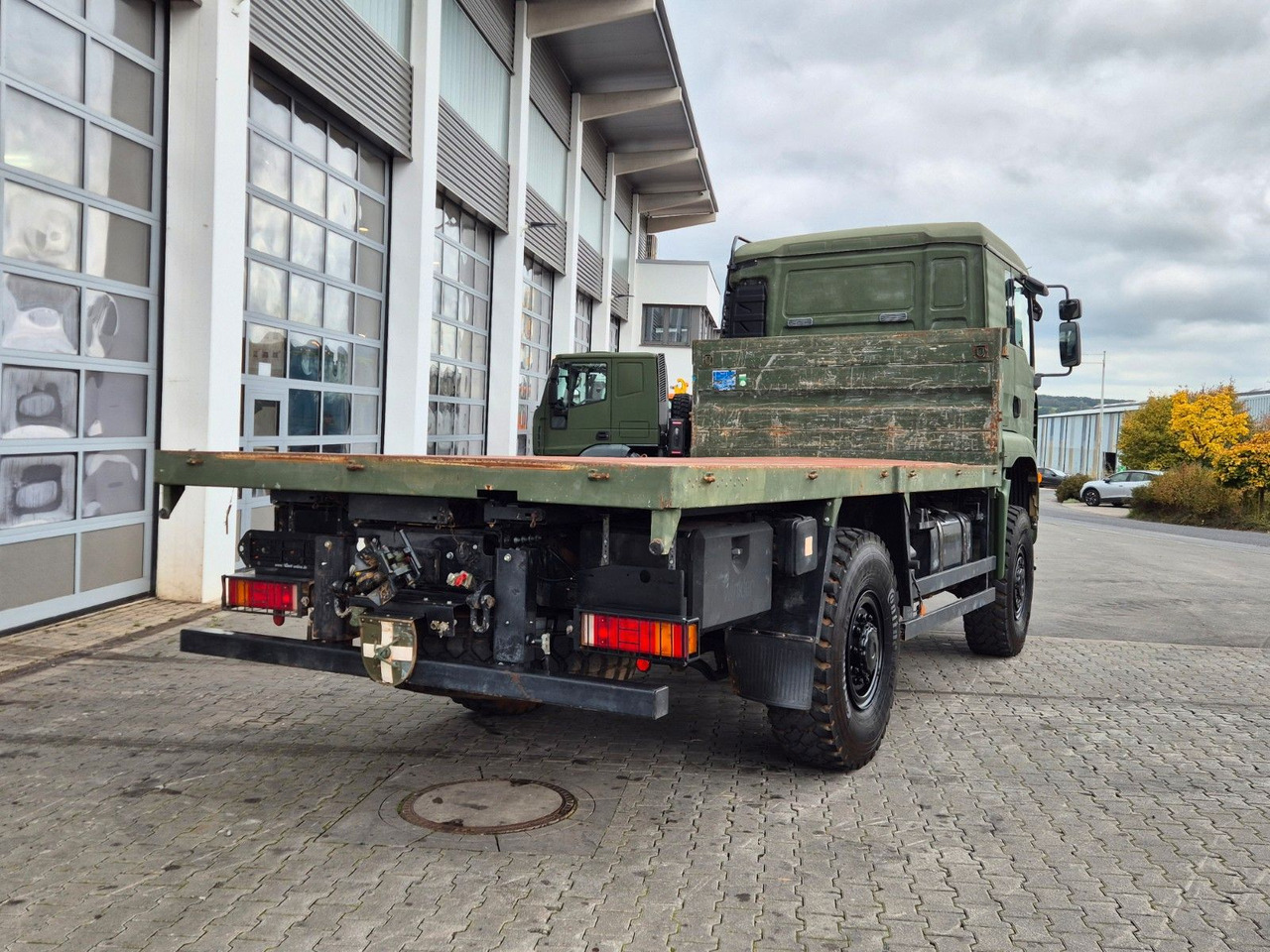 Kamion sa tovarnim sandukom MAN TGA 18.360 4x4 BB Pritsche Single Bereifung: slika 25