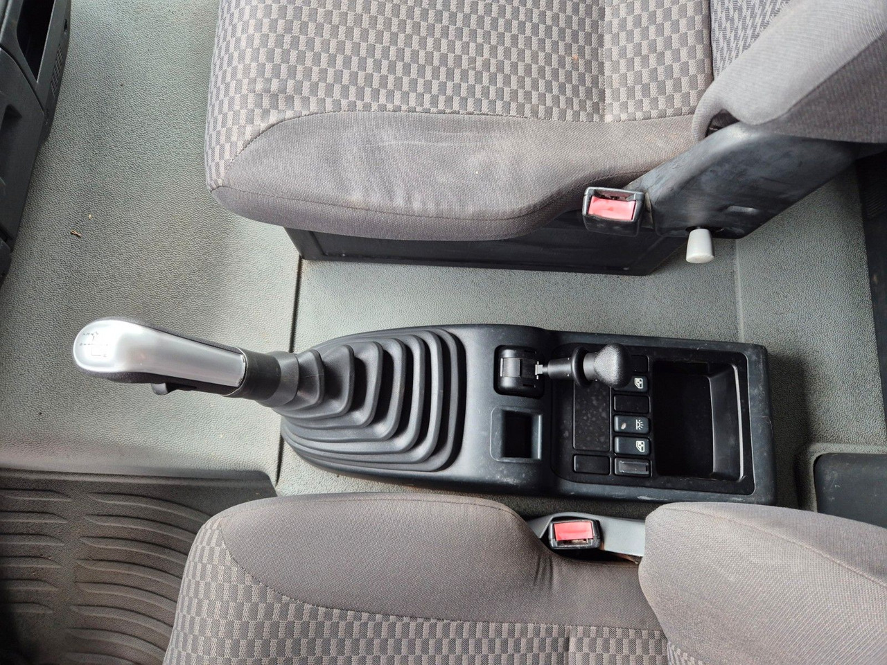 Kamion sa tovarnim sandukom MAN TGA 18.360 4x4 BB Pritsche Single Bereifung: slika 17