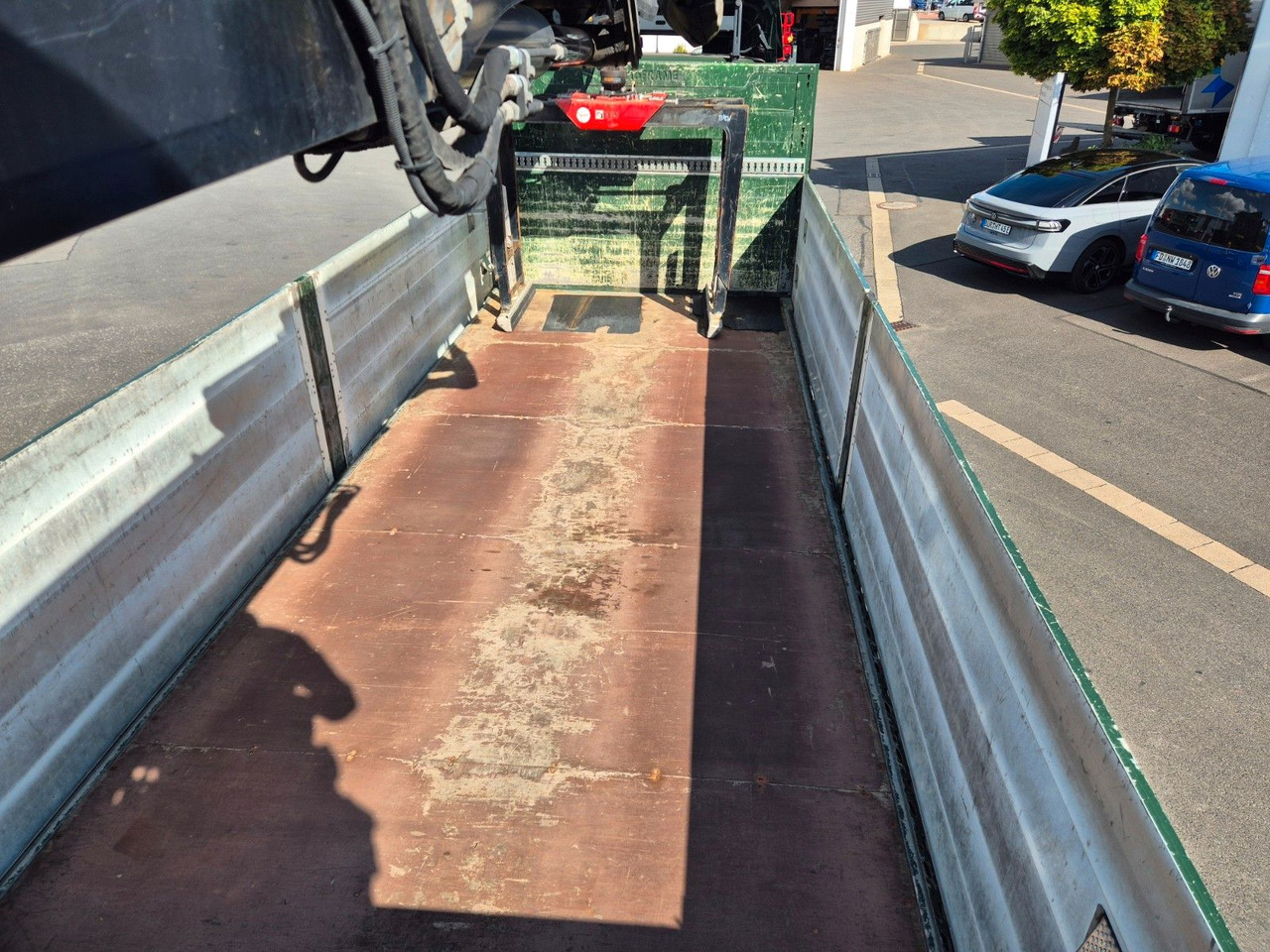 Kamion sa tovarnim sandukom MAN TGS 26.420 6x2-4 LL Hiab 177K PRO 2 Stück: slika 16 Kamion sa tovarnim sandukom MAN TGS 26.420 6x2-4 LL Hiab 177K PRO 2 Stück: slika 16