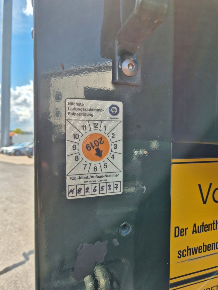 Kamion sa tovarnim sandukom MAN TGS 26.420 6x2-4 LL Hiab 177K PRO 2 Stück: slika 25 Kamion sa tovarnim sandukom MAN TGS 26.420 6x2-4 LL Hiab 177K PRO 2 Stück: slika 25