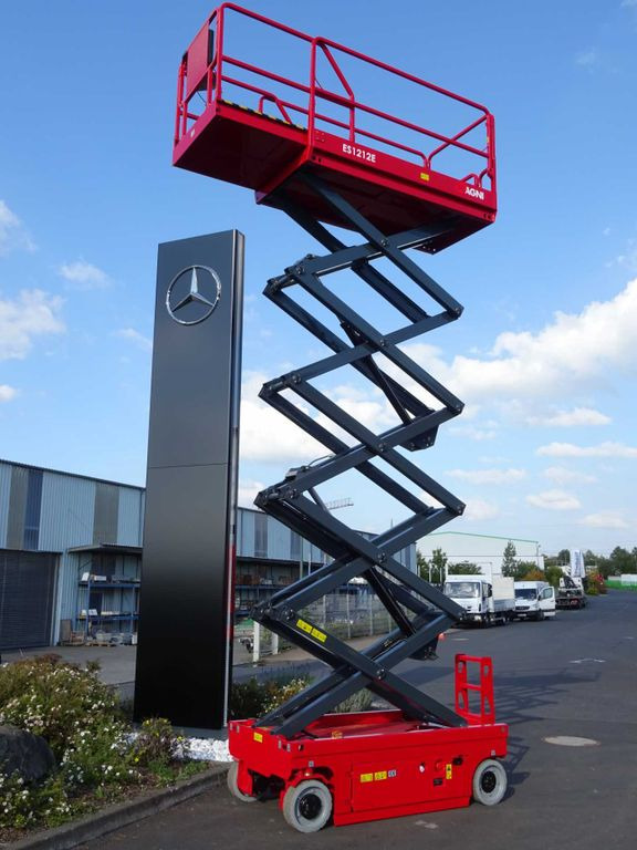 Novu Lift u obliku makaza Magni ES1212E Scherenbühne // 12m Arbeitshöhe: slika 6