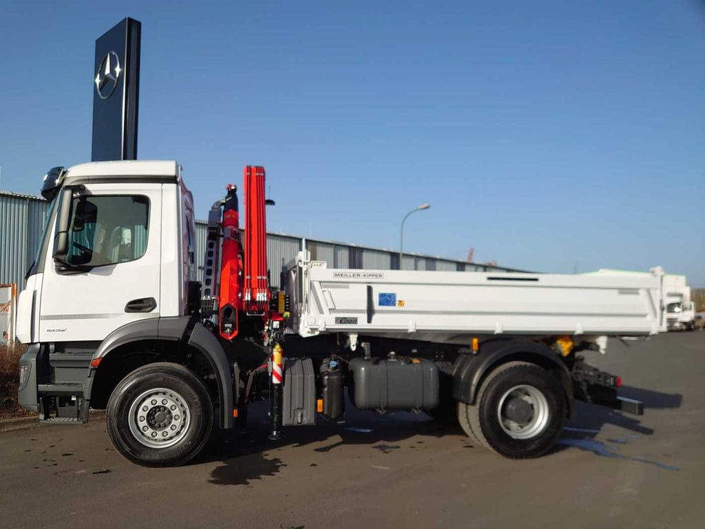 Mercedes-Benz Arocs 1832 KK 4x2 Kipper+Kran Fassi F120+Funk Mercedes-Benz Arocs 1832 KK 4x2 Kipper+Kran Fassi F120+Funk - Istovarivač, Kamion sa dizalicom: slika 5 Mercedes-Benz Arocs 1832 KK 4x2 Kipper+Kran Fassi F120+Funk Mercedes-Benz Arocs 1832 KK 4x2 Kipper+Kran Fassi F120+Funk - Istovarivač, Kamion sa dizalicom: slika 5
