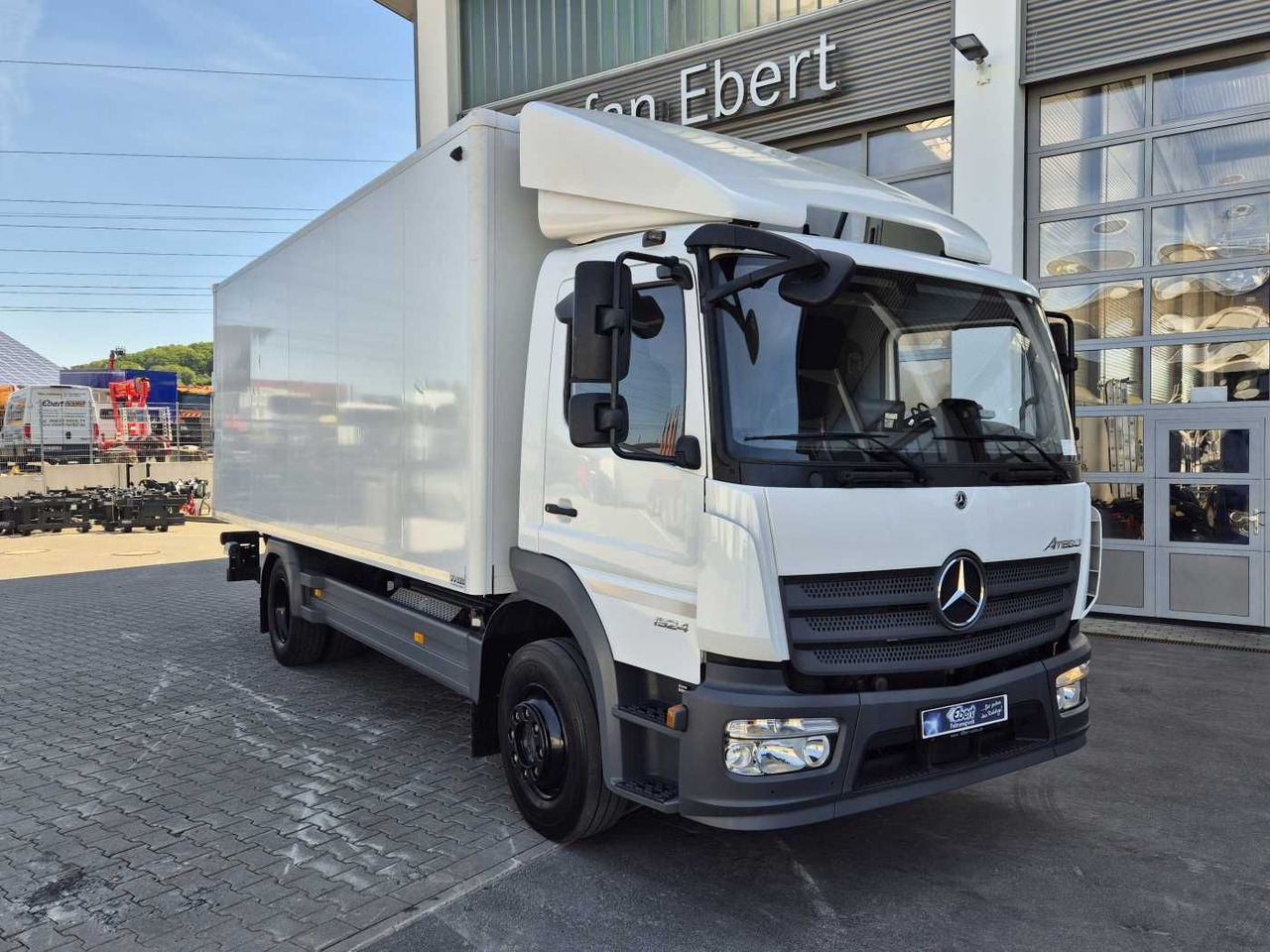 Mercedes-Benz Atego 1524 L Klima Standheizung LBW 1.500kg - Kamion sa zatvorenim sandukom: slika 4 Mercedes-Benz Atego 1524 L Klima Standheizung LBW 1.500kg - Kamion sa zatvorenim sandukom: slika 4
