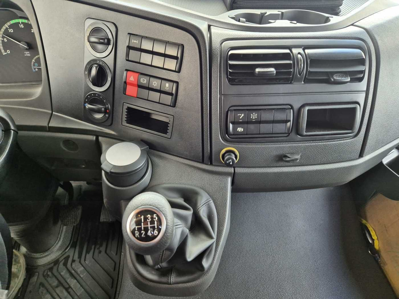 Lizing  Mercedes-Benz Atego 823 KK Kipper+Kran+Funk+Greifersteuerung Mercedes-Benz Atego 823 KK Kipper+Kran+Funk+Greifersteuerung: slika 14