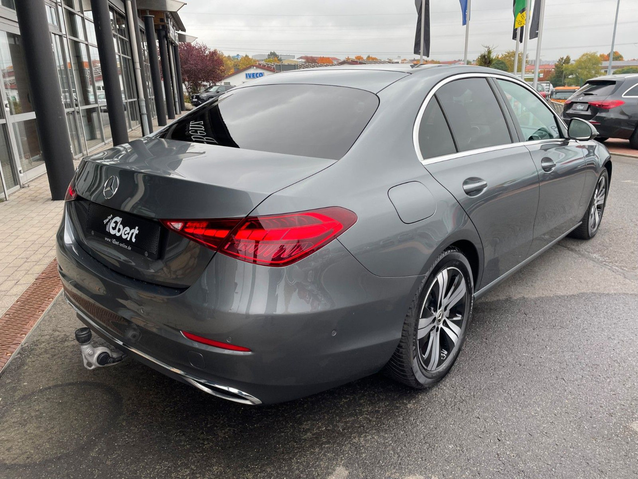 Mercedes-Benz C 180 AVANTGARDE R-Kamera+AHK+TOTW+Ambiente - Limuzina: slika 4 Mercedes-Benz C 180 AVANTGARDE R-Kamera+AHK+TOTW+Ambiente - Limuzina: slika 4