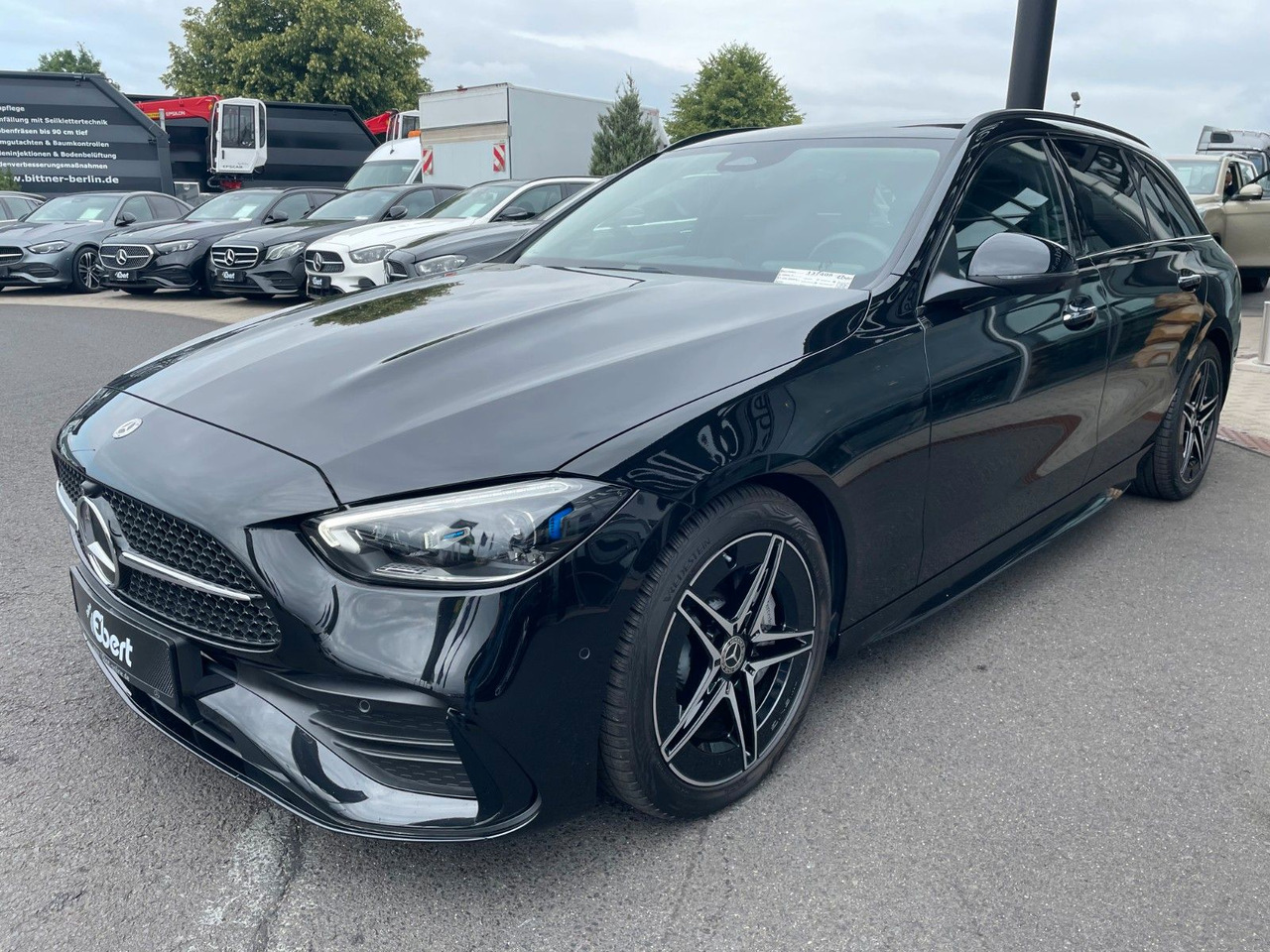 Mercedes-Benz C 200 d T AMG+Night+360°+Digital+Memory+Keyless - Karavan: slika 2 Mercedes-Benz C 200 d T AMG+Night+360°+Digital+Memory+Keyless - Karavan: slika 2