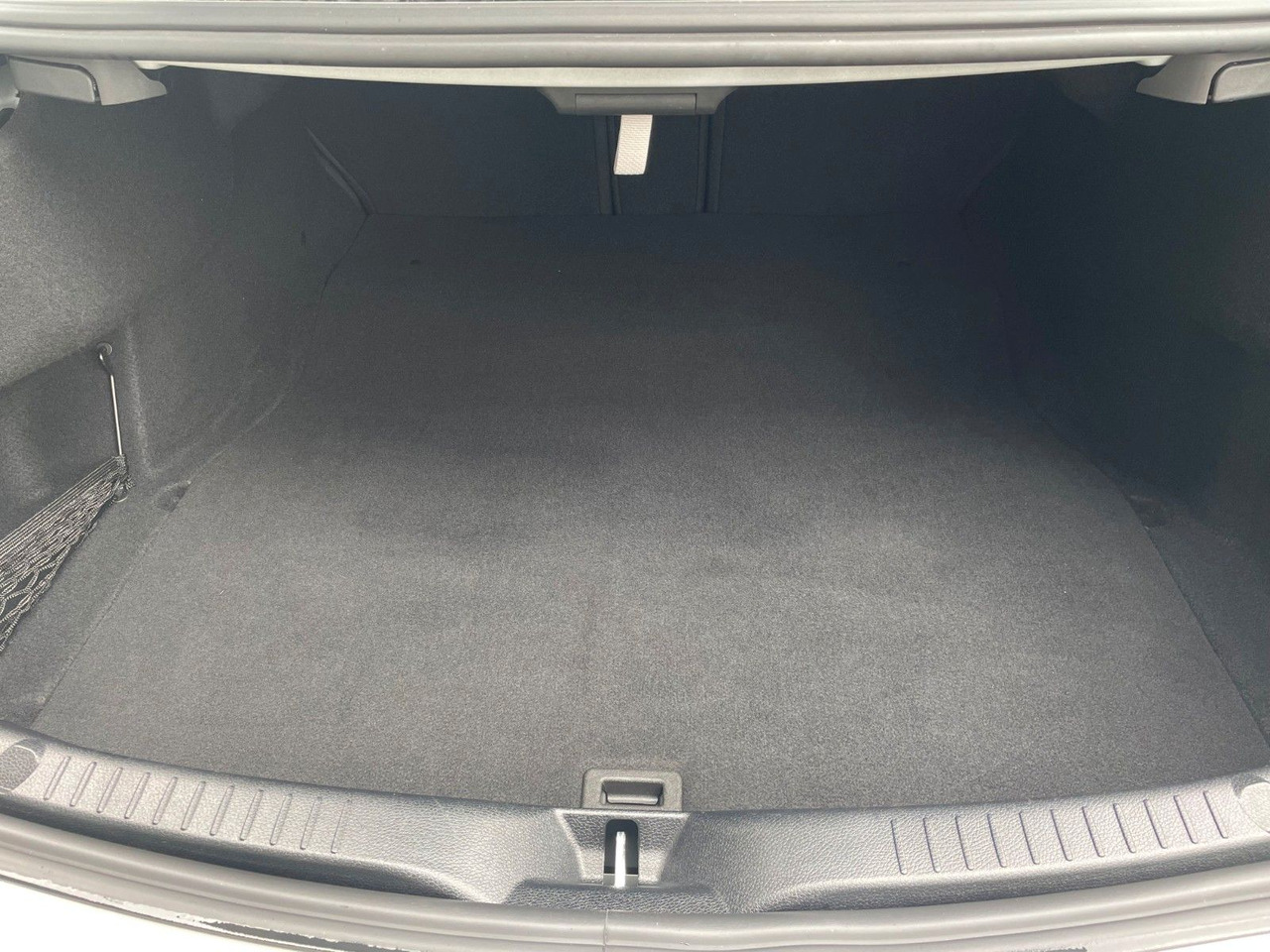 Mercedes-Benz C 220 d Coupe AMG+Pano+R-Kamera+Night+Carplay - Coupe: slika 5 Mercedes-Benz C 220 d Coupe AMG+Pano+R-Kamera+Night+Carplay - Coupe: slika 5