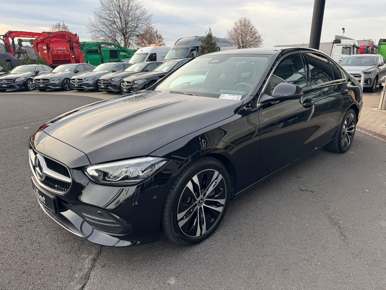 Mercedes-Benz C 220d Avantgarde+Pano+HUD+RFK+TotW+AmbiPrem - Limuzina: slika 3 Mercedes-Benz C 220d Avantgarde+Pano+HUD+RFK+TotW+AmbiPrem - Limuzina: slika 3