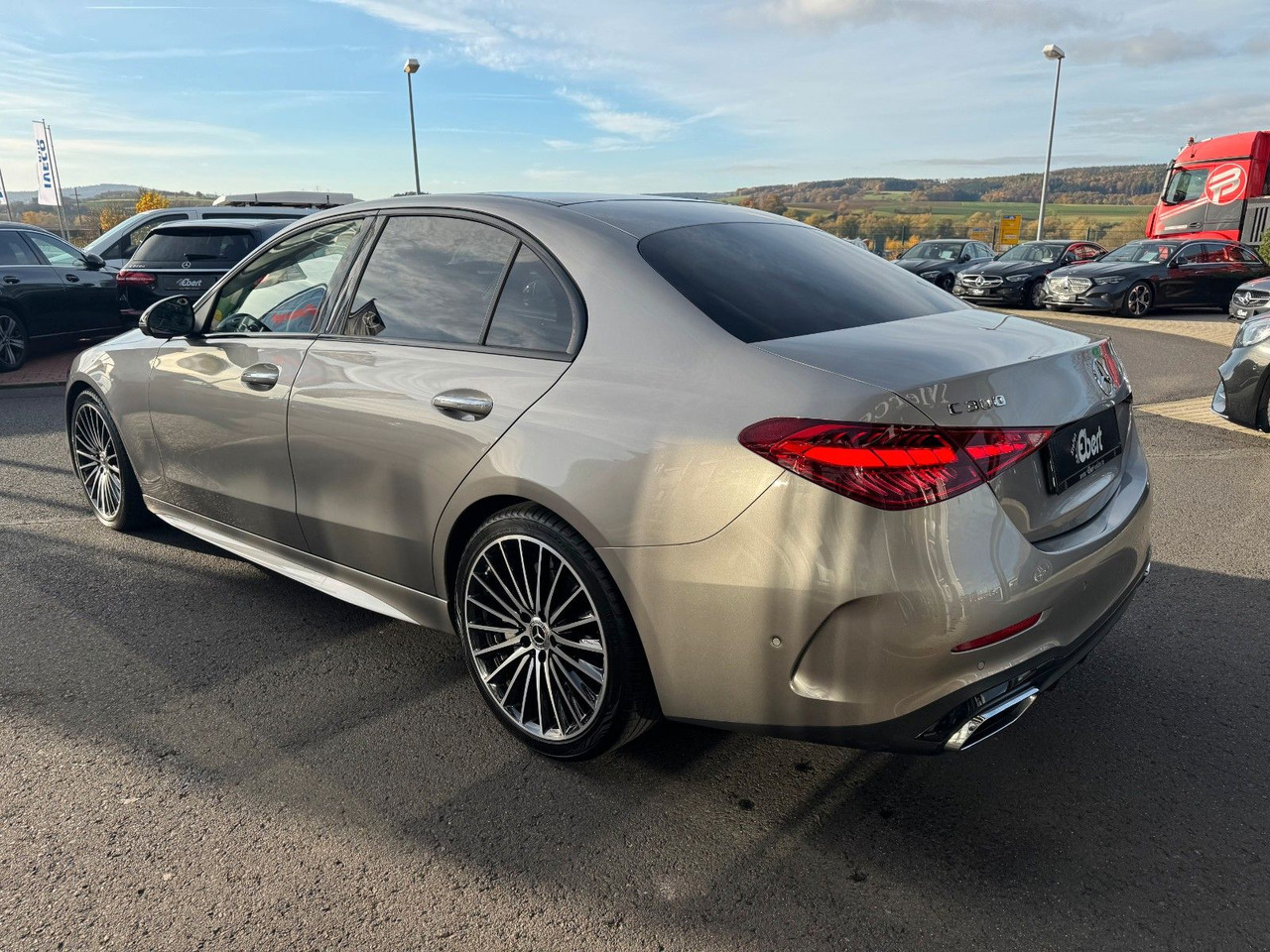 Mercedes-Benz C 300 AMG+Pano+Burmester+360+Digital+Memory - Limuzina: slika 3 Mercedes-Benz C 300 AMG+Pano+Burmester+360+Digital+Memory - Limuzina: slika 3