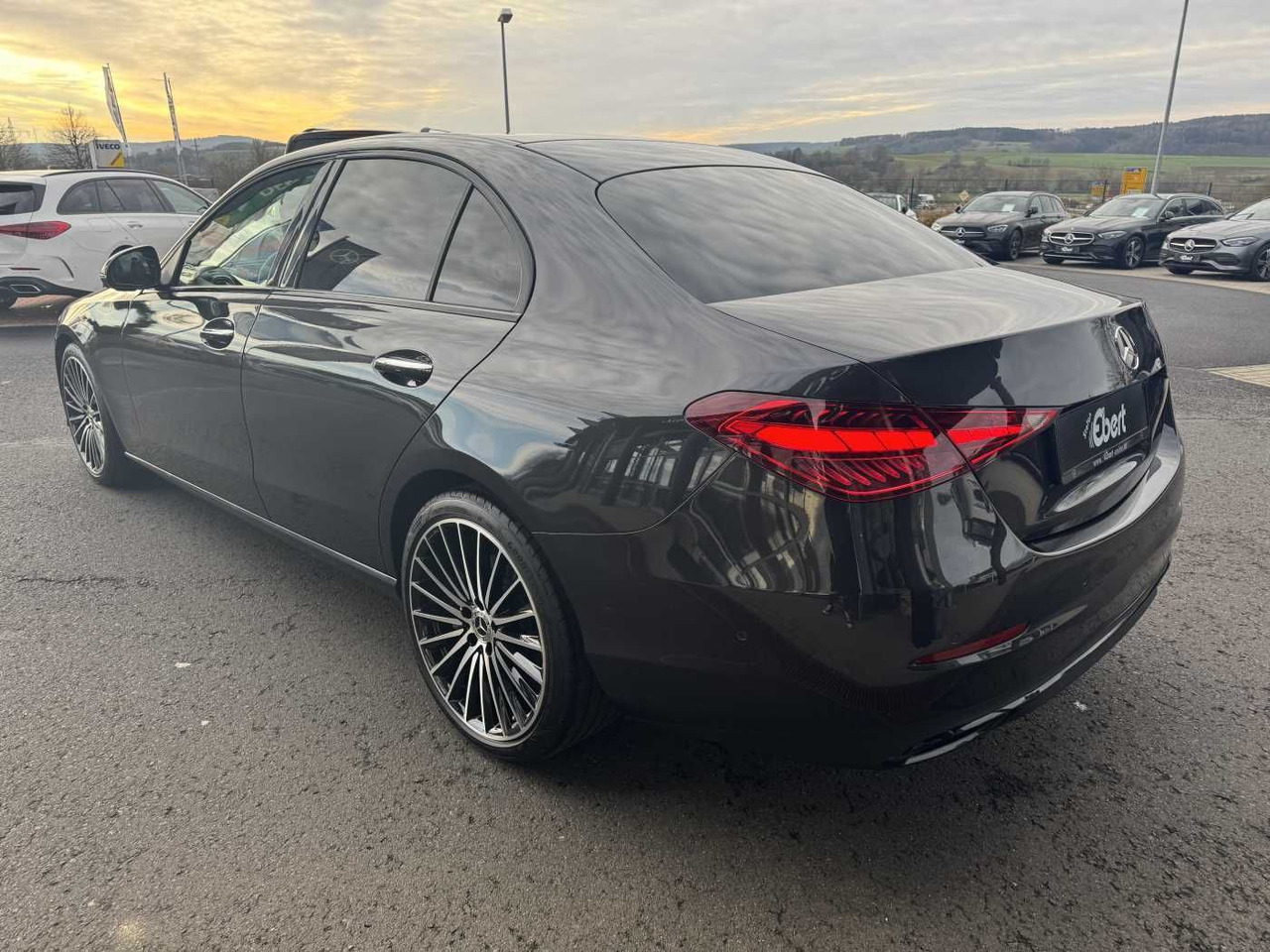 Mercedes-Benz C 300d 9G AMG19'+Avantgarde+Distr+Digital +Ambie - Automobil: slika 3 Mercedes-Benz C 300d 9G AMG19'+Avantgarde+Distr+Digital +Ambie - Automobil: slika 3