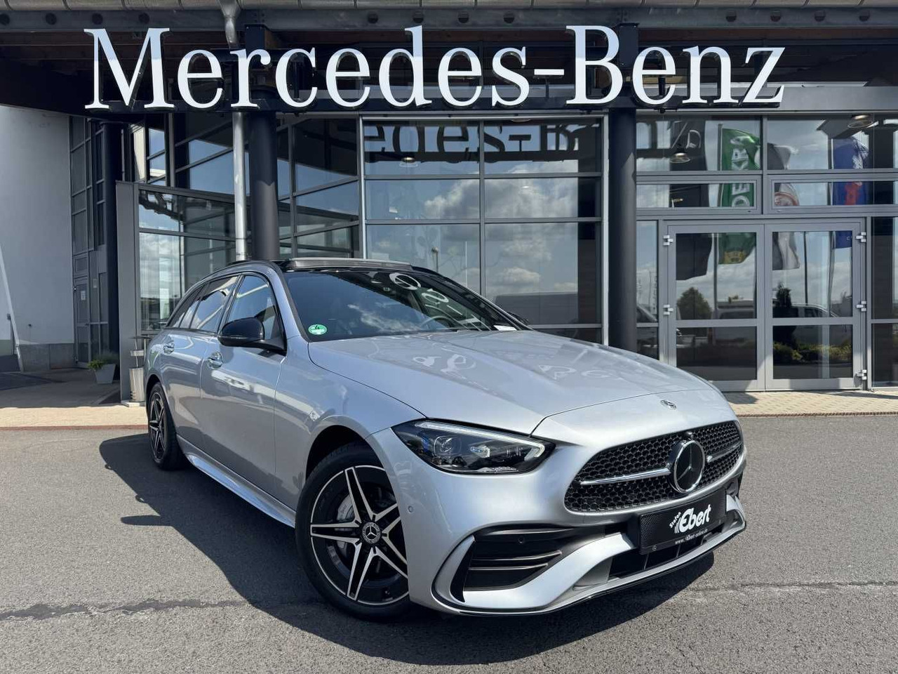 Mercedes-Benz C 300de AMG+Pano+Burm+HUD+360+Digital+VOLL - Automobil: slika 1 Mercedes-Benz C 300de AMG+Pano+Burm+HUD+360+Digital+VOLL - Automobil: slika 1