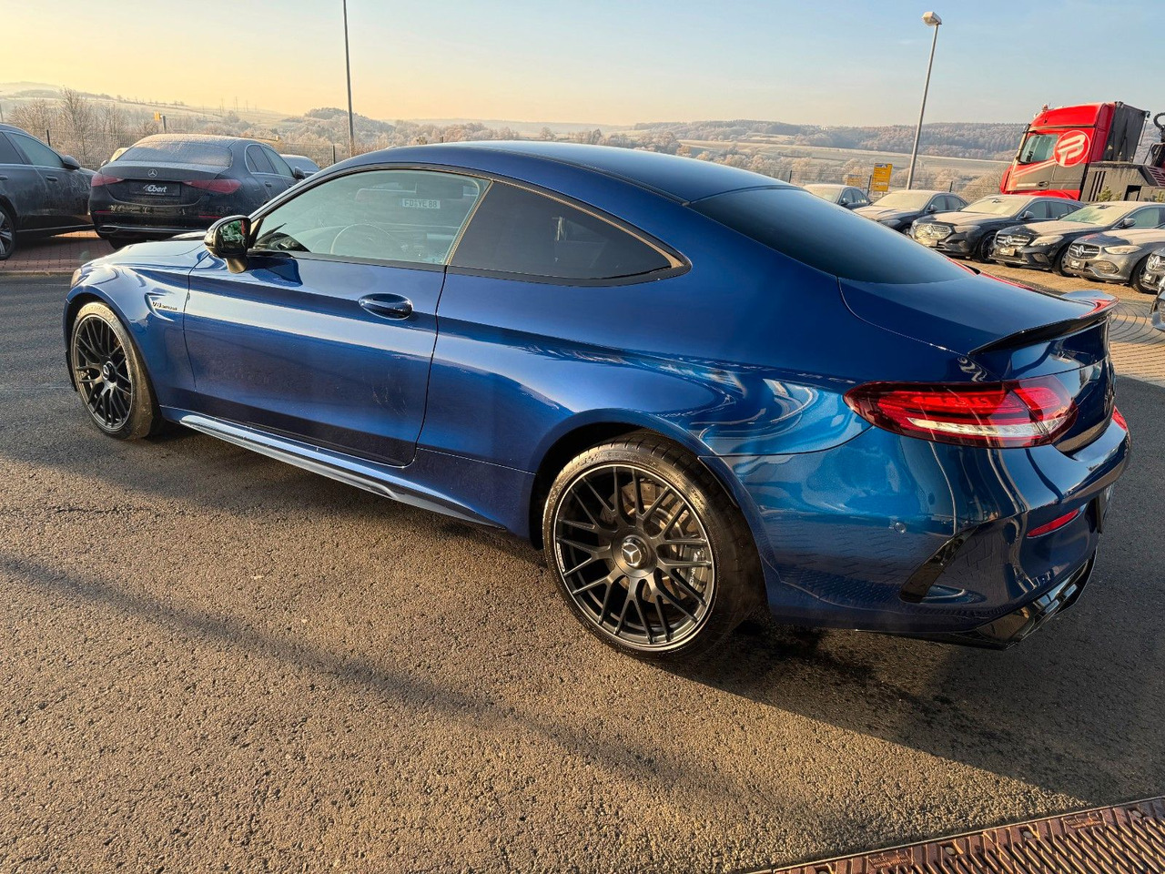 Mercedes-Benz C 63 AMG Coupe+AeroP+Distr+Sportsitze+360 - Coupe: slika 3 Mercedes-Benz C 63 AMG Coupe+AeroP+Distr+Sportsitze+360 - Coupe: slika 3