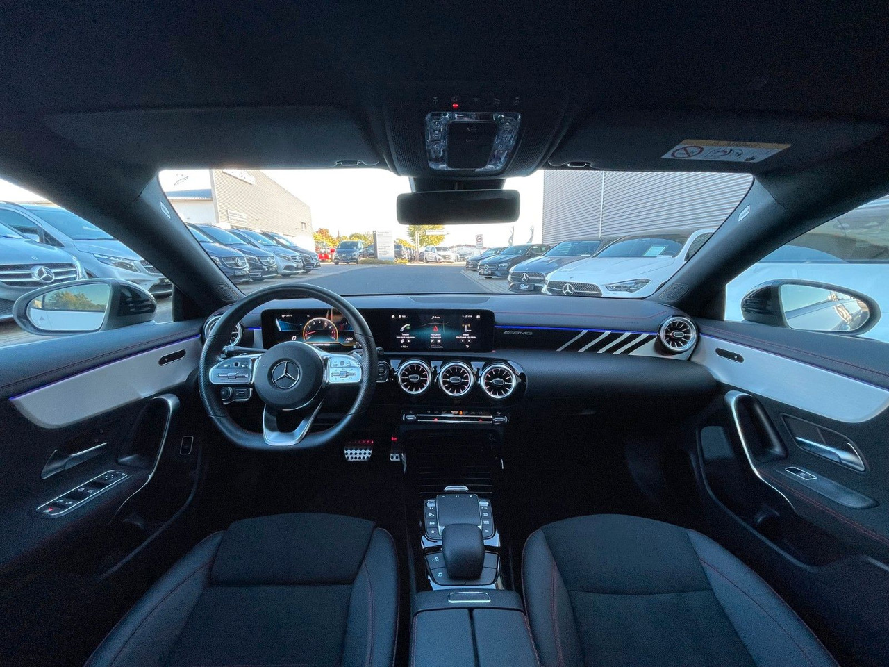 Coupe Mercedes-Benz CLA 35 AMG Aero+TotW+R-Kamera+Ambiente: slika 14
