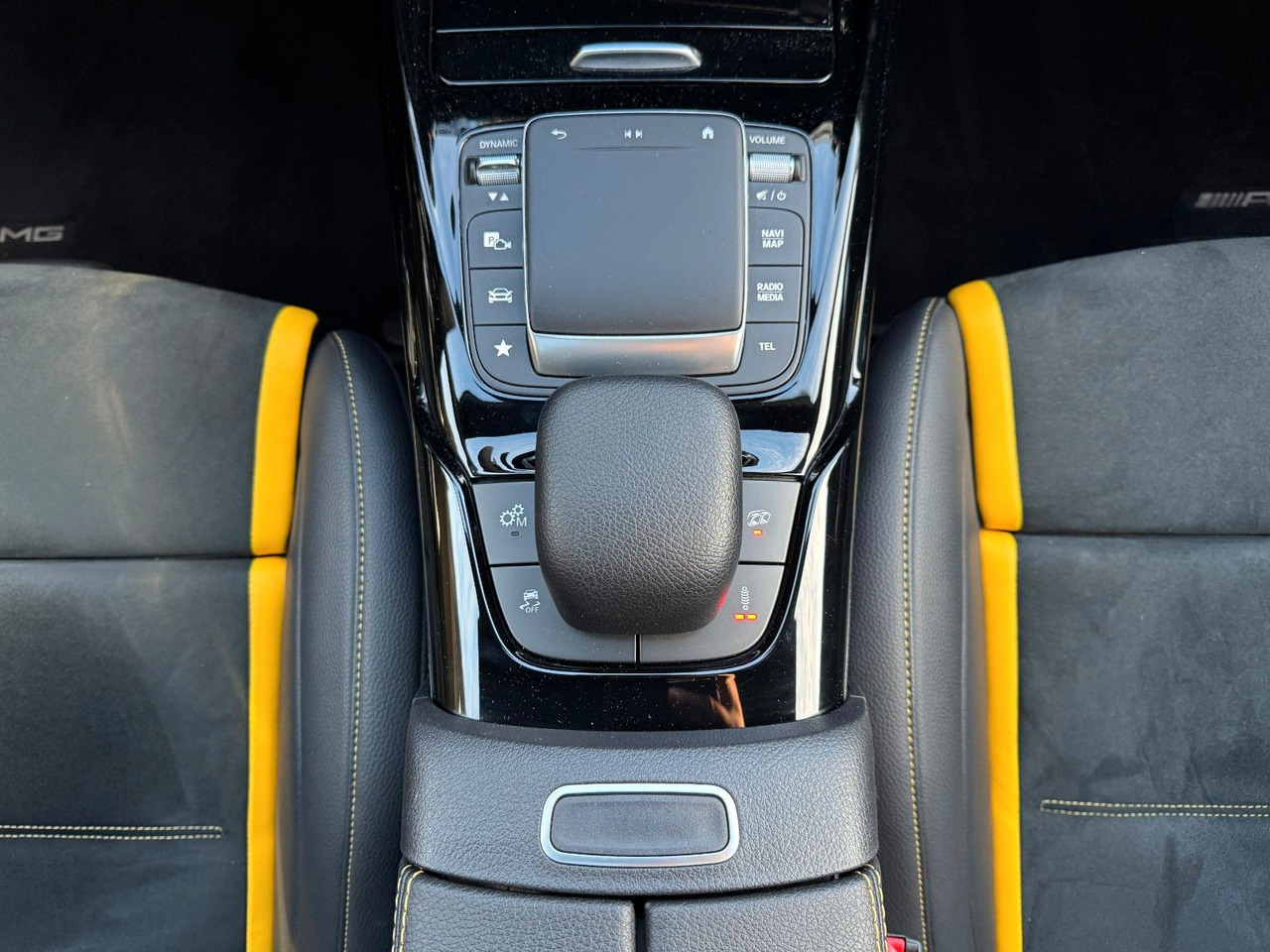 Coupe Mercedes-Benz CLA 45 AMG+Aerodynamic+Pano+Burm+Multikontur+: slika 21