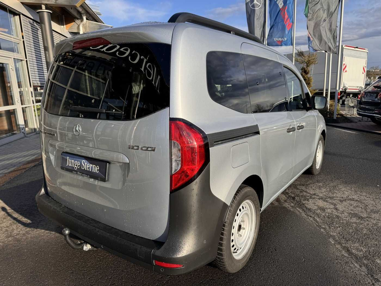 Mercedes-Benz Citan 110 CDI Tourer Klima AHK Kamera MBUX Tempo - Automobil: slika 4 Mercedes-Benz Citan 110 CDI Tourer Klima AHK Kamera MBUX Tempo - Automobil: slika 4