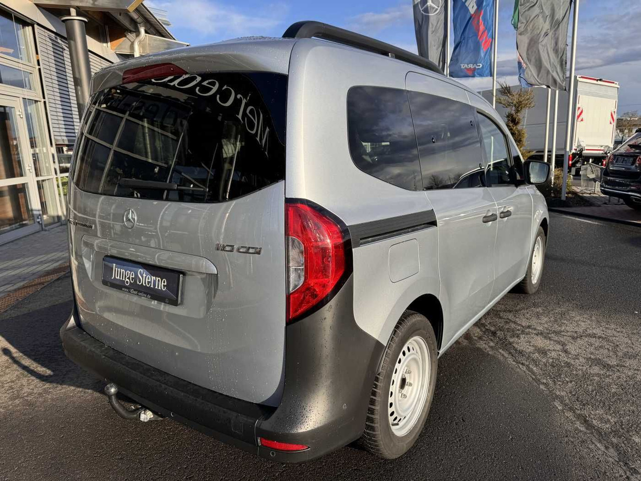 Mercedes-Benz Citan 110 CDI Tourer Klima AHK Kamera MBUX Tempo - Putnički kombi: slika 4 Mercedes-Benz Citan 110 CDI Tourer Klima AHK Kamera MBUX Tempo - Putnički kombi: slika 4