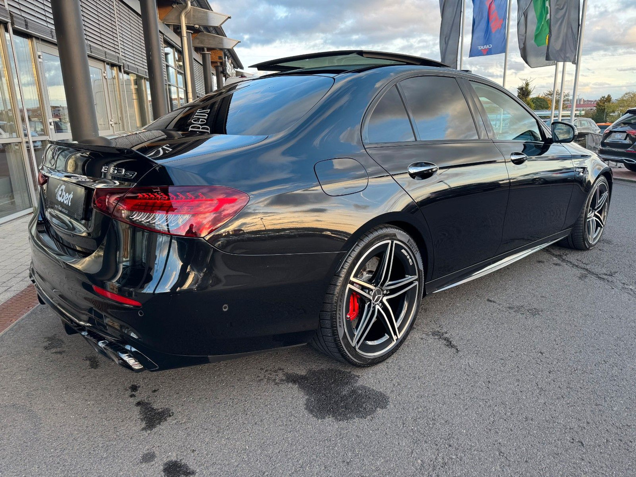 Mercedes-Benz E 63 AMG S Pano+Burm+AirM+HUD+360+uvm. - Limuzina: slika 5 Mercedes-Benz E 63 AMG S Pano+Burm+AirM+HUD+360+uvm. - Limuzina: slika 5