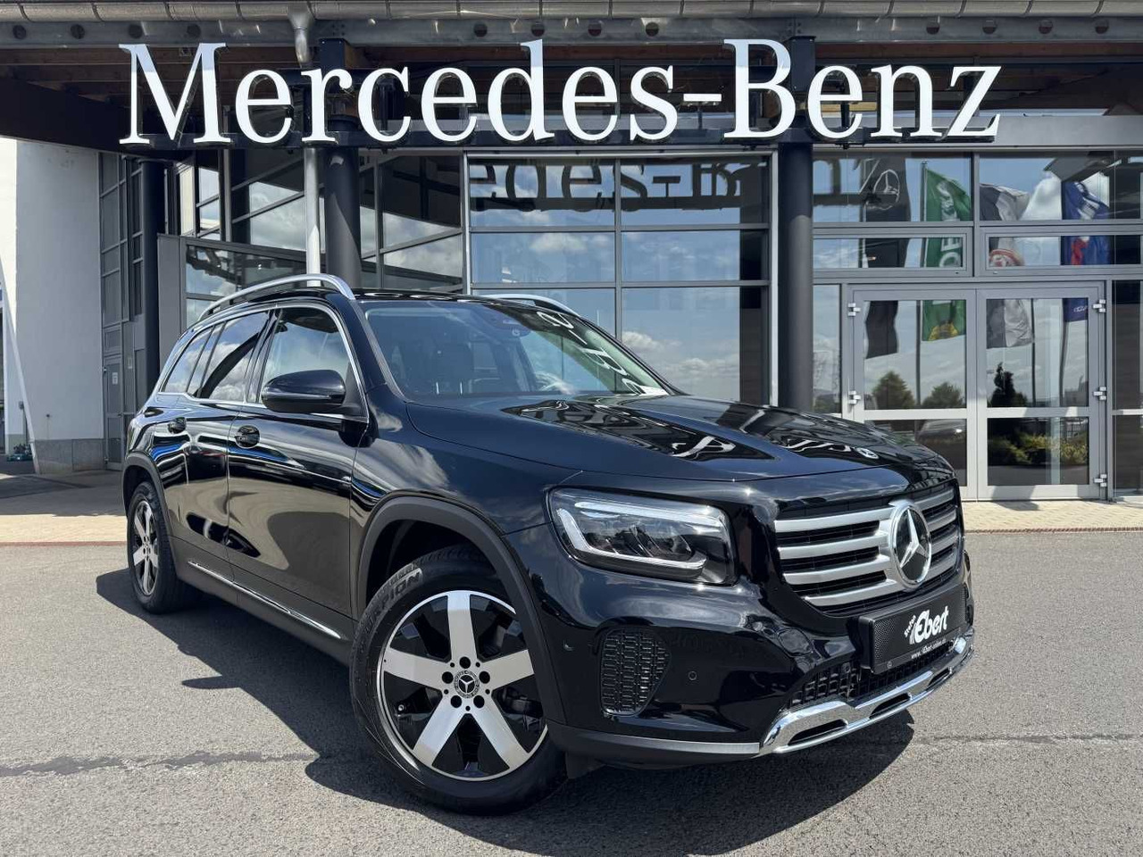 Mercedes-Benz GLB 180 Progressive+AHK+RKamera+LED+ IHC+DAB - SUV: slika 1 Mercedes-Benz GLB 180 Progressive+AHK+RKamera+LED+ IHC+DAB - SUV: slika 1