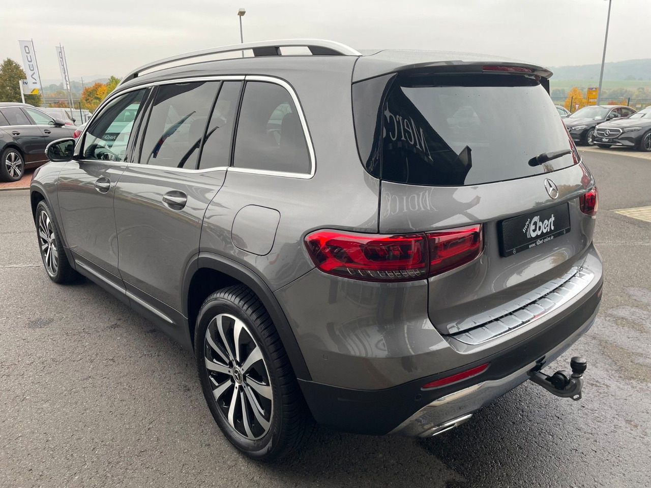 Mercedes-Benz GLB 220 d 4MATIC Progressive AHK+Memory+Pano+360 - SUV: slika 3 Mercedes-Benz GLB 220 d 4MATIC Progressive AHK+Memory+Pano+360 - SUV: slika 3