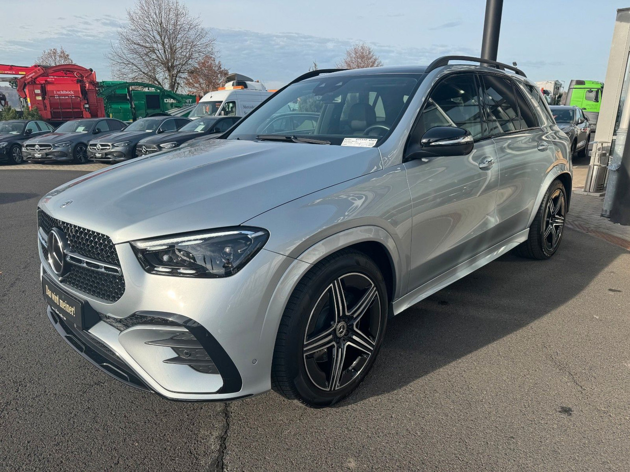 Mercedes-Benz GLE 300 d AMG AHK+360°+HUD+Pano+MBeam+Burm+Air - SUV: slika 2 Mercedes-Benz GLE 300 d AMG AHK+360°+HUD+Pano+MBeam+Burm+Air - SUV: slika 2