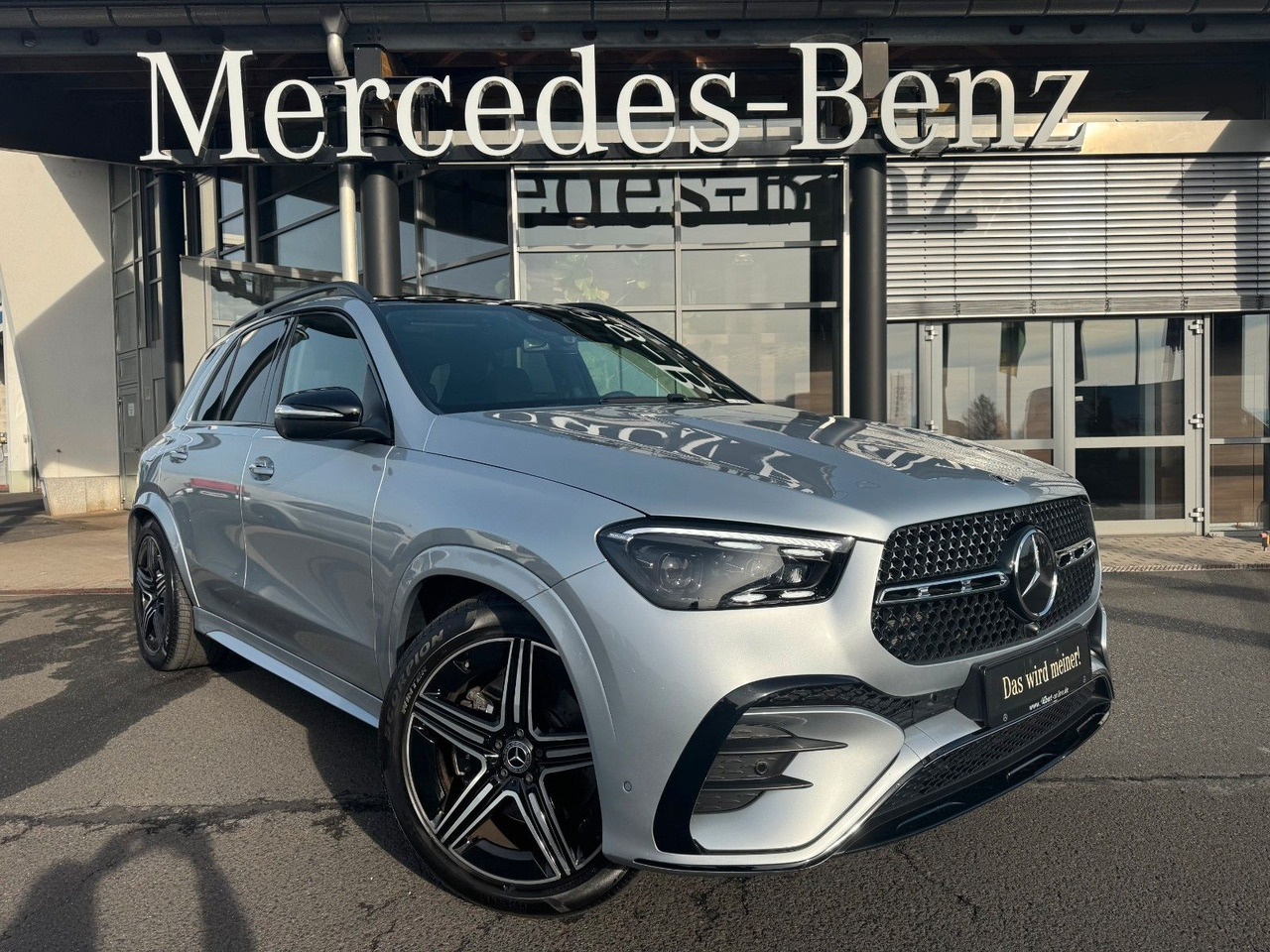 Mercedes-Benz GLE 300 d AMG AHK+360°+HUD+Pano+MBeam+Burm+Air - SUV: slika 1 Mercedes-Benz GLE 300 d AMG AHK+360°+HUD+Pano+MBeam+Burm+Air - SUV: slika 1
