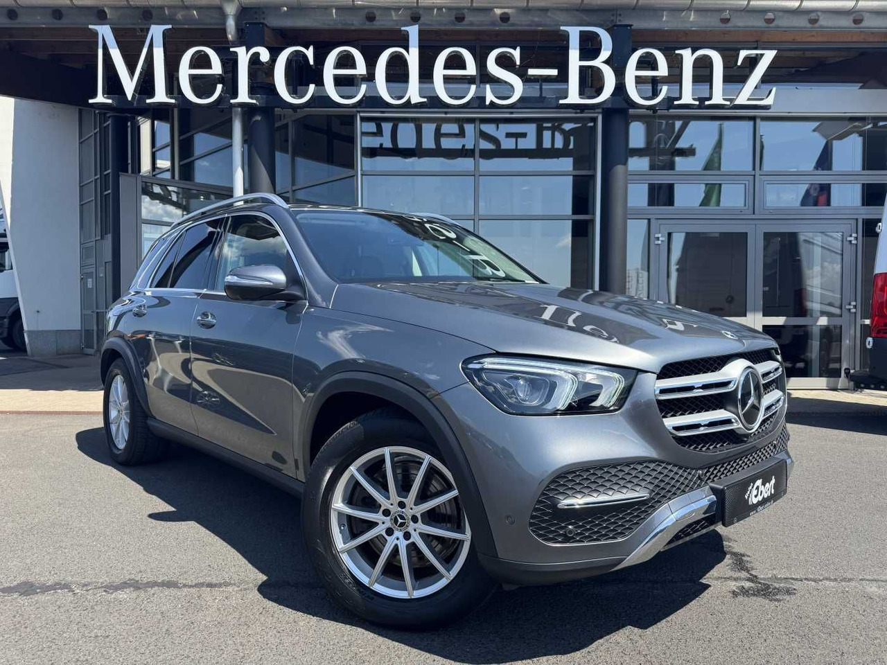 Mercedes-Benz GLE 350de 4M AMG+AHK+DistrPlus+HUD+360 - SUV: slika 1 Mercedes-Benz GLE 350de 4M AMG+AHK+DistrPlus+HUD+360 - SUV: slika 1