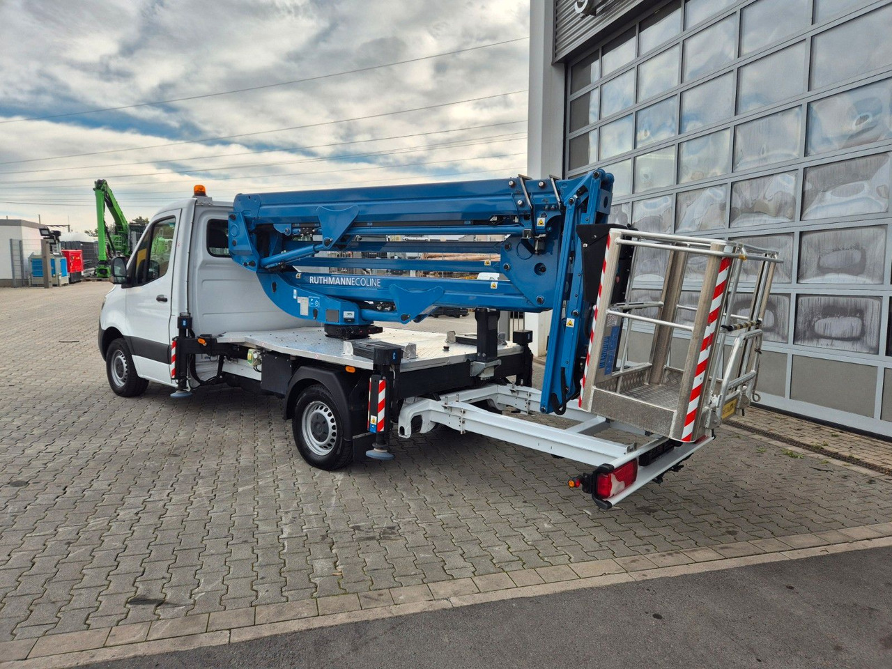 Mercedes-Benz Sprinter 314CDI Hubsteiger Ruthmann EcolineRS200 - Vazdušna platforma montirana na kamion: slika 4 Mercedes-Benz Sprinter 314CDI Hubsteiger Ruthmann EcolineRS200 - Vazdušna platforma montirana na kamion: slika 4