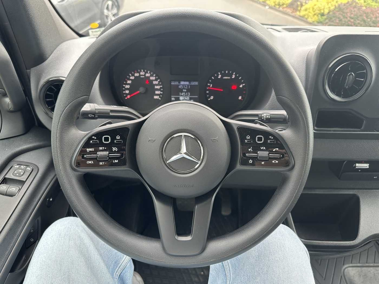 Furgon Mercedes-Benz Sprinter 317 CDI 3665 9G Klima 360 MBUX SHZ: slika 11